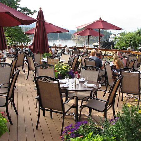 Heriot Bay Inn Exterior photo